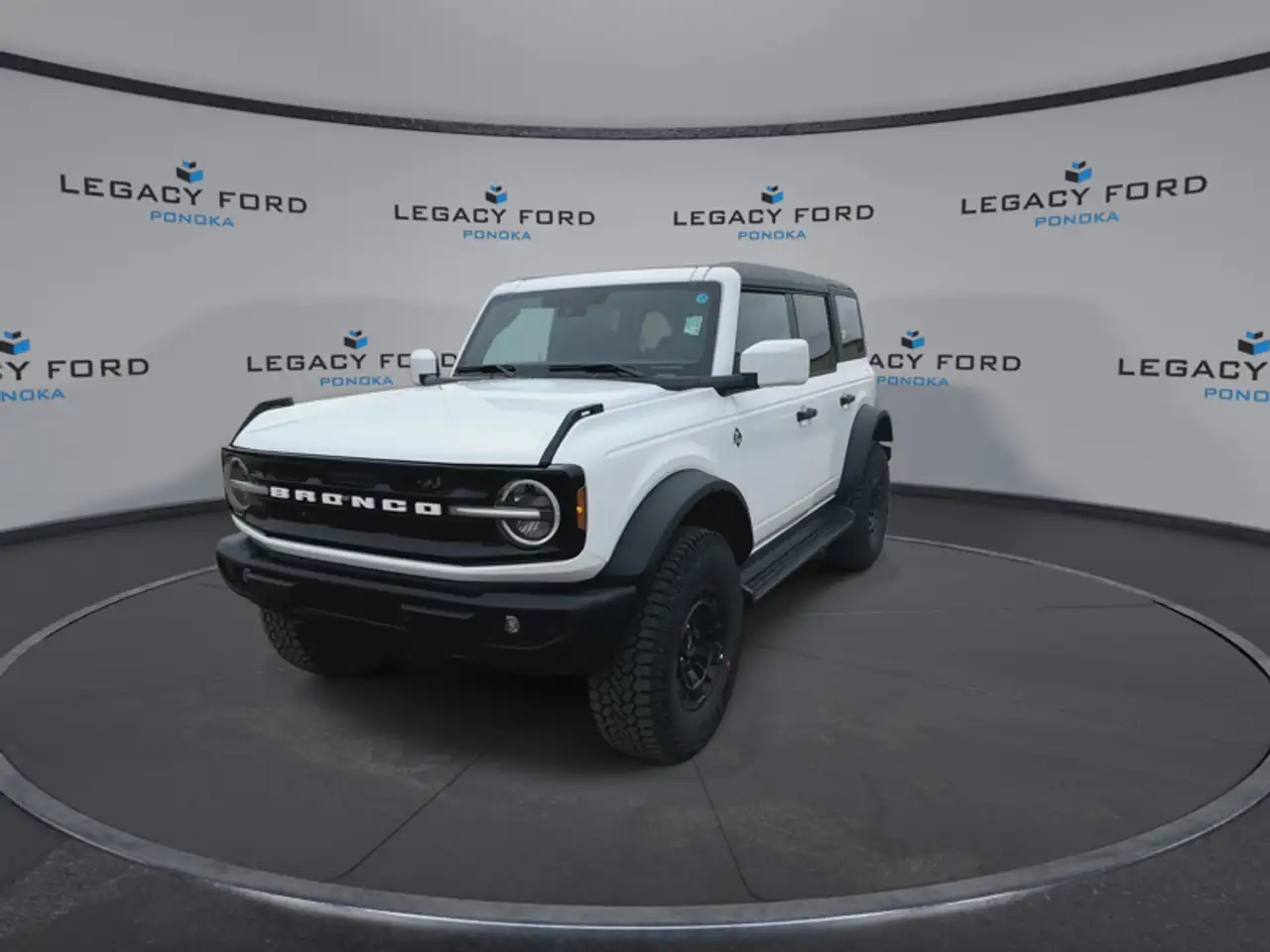 Ford Bronco снимка Ford Bronco