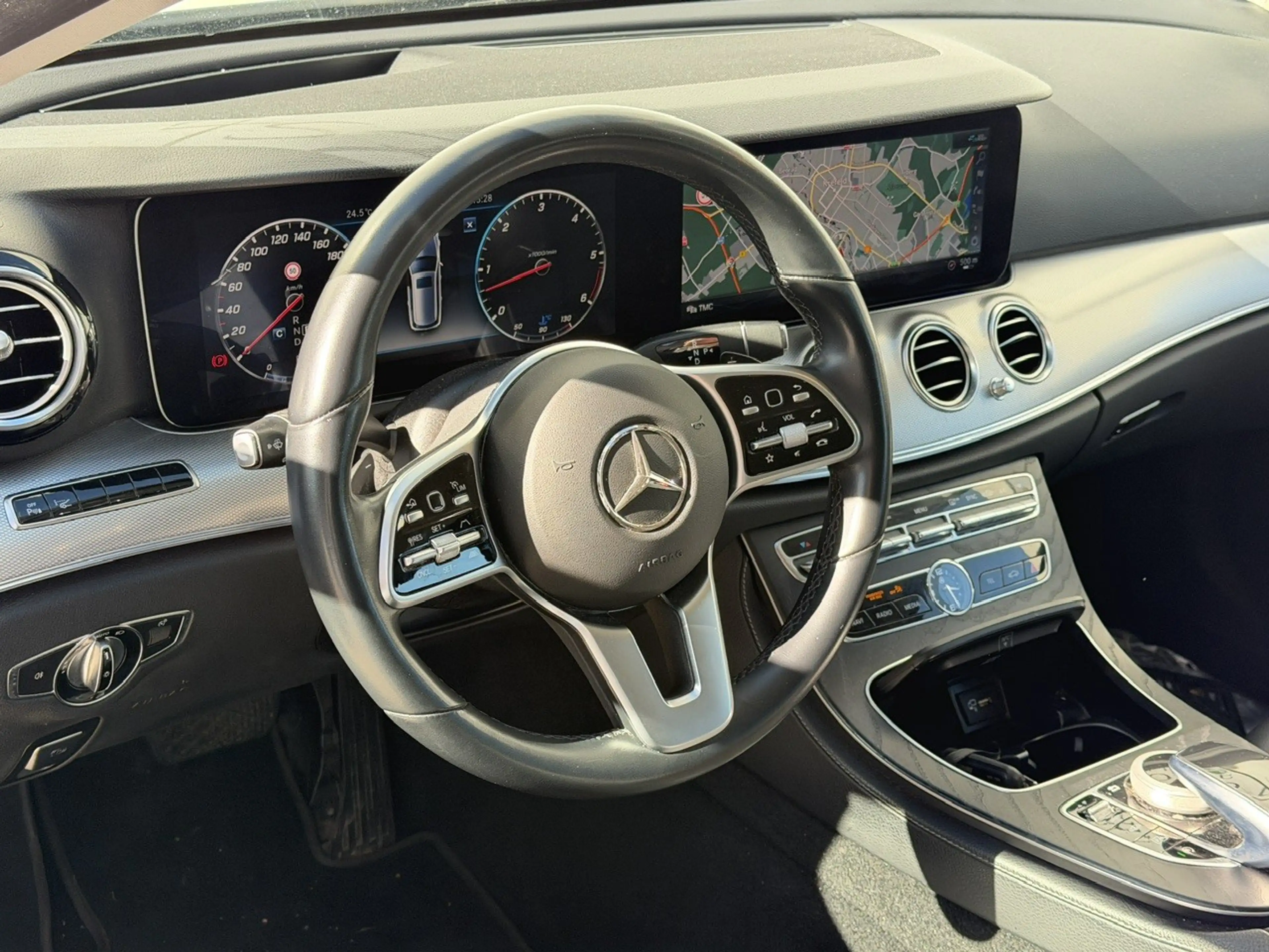 Mercedes-Benz E 400 d 4Matic T 9G-TRONIC Avantgarde — photo 7