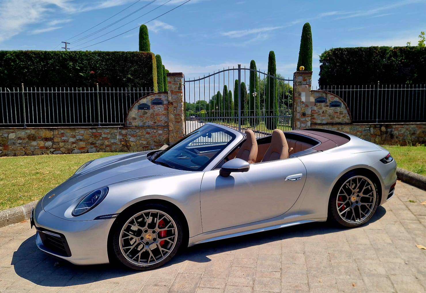 Porsche 992