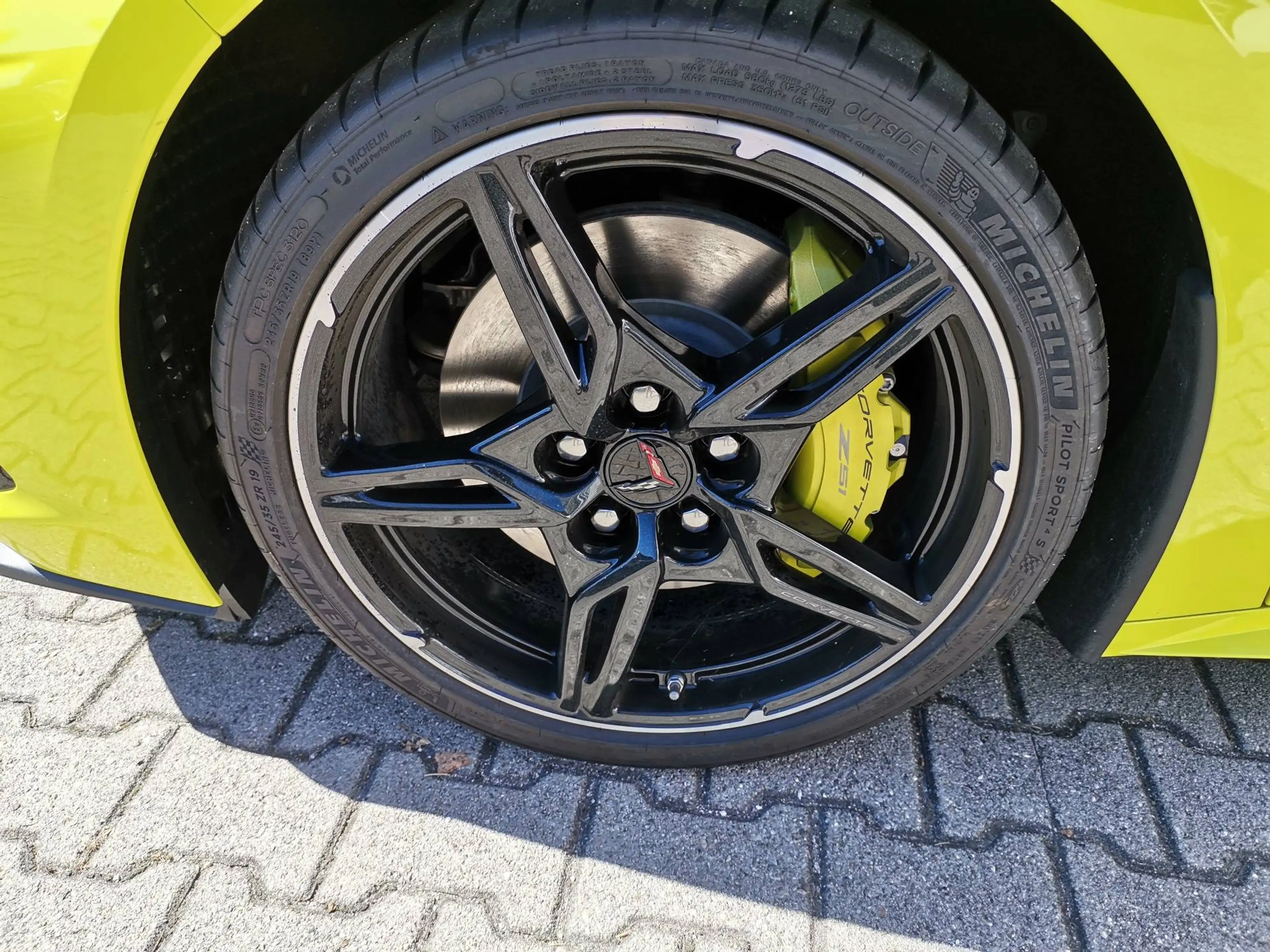 Corvette C8 Coupe 3LT "70 Anniversary" Europa-M. - NAVI - — photo 5
