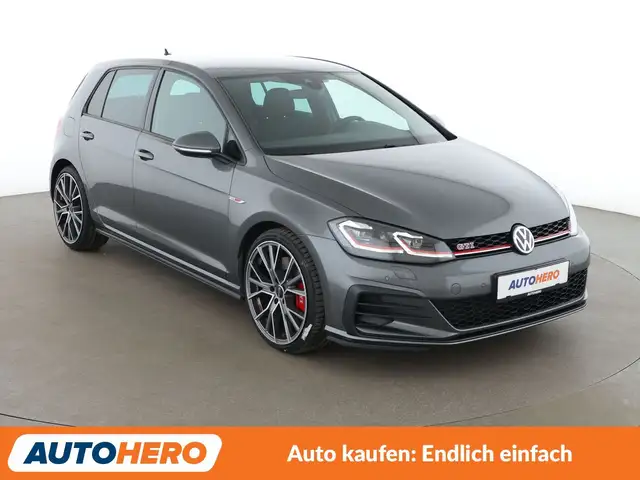 Volkswagen Golf view 8