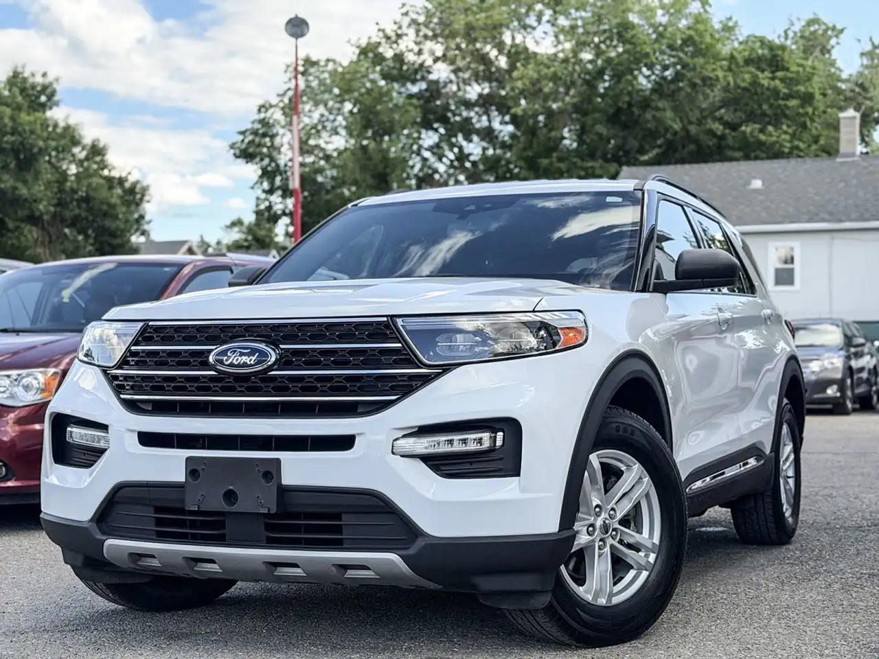 Ford Explorer снимка Ford Explorer