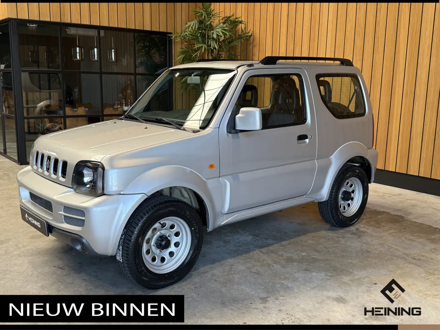 Suzuki Jimny 1.3 JLX 4X4. Yougtimer. Hollandse auto met NAP Grijs - 1