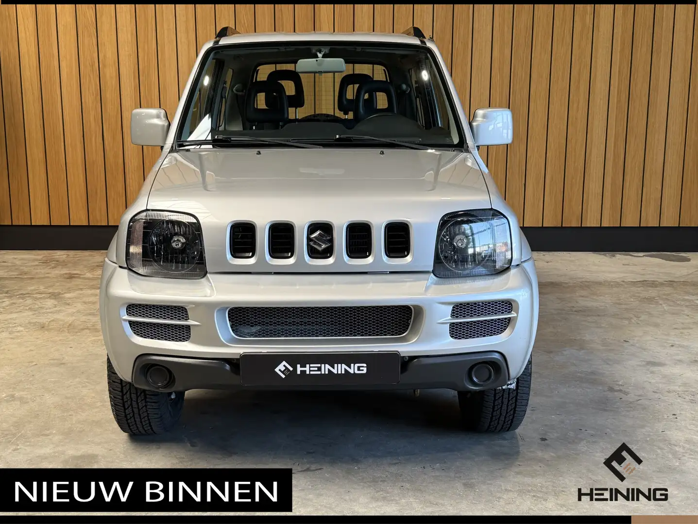 Suzuki Jimny 1.3 JLX 4X4. Yougtimer. Hollandse auto met NAP Grijs - 2