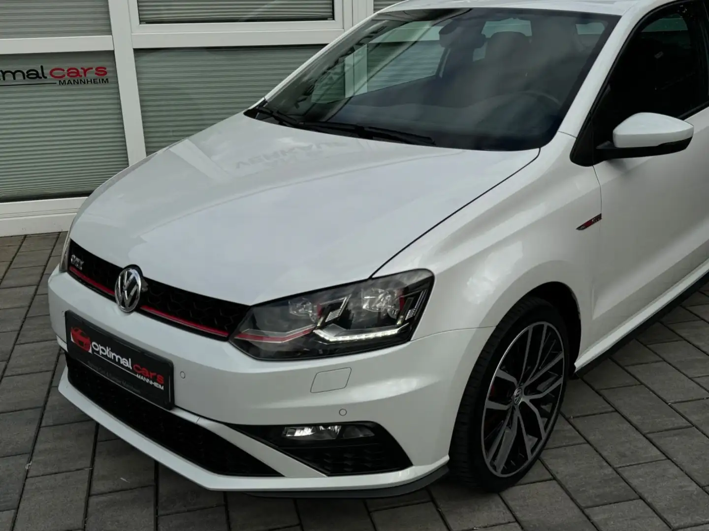 Volkswagen Polo 1.8 TSI GTI/LED/SCHALTER/AHK/MFL/TEMP/8FACH Weiß - 2
