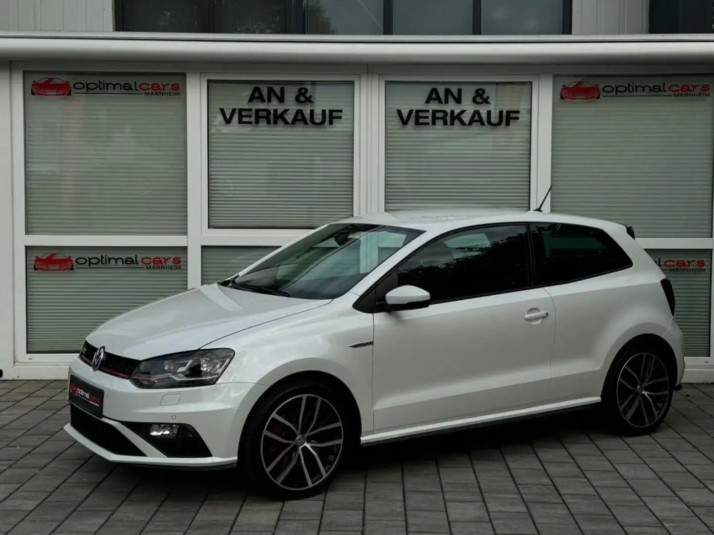 Volkswagen Polo 1.8 TSI GTI/LED/SCHALTER/AHK/MFL/TEMP/8FACH Weiß - 1
