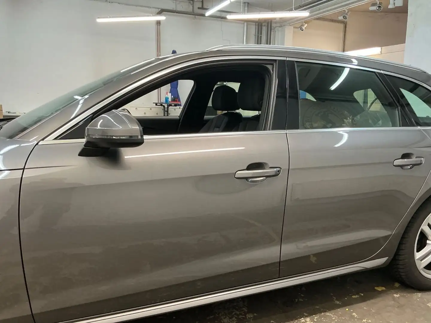 Audi A4 A4 Avant 35 TFSI S tronicadvanced Grau - 2