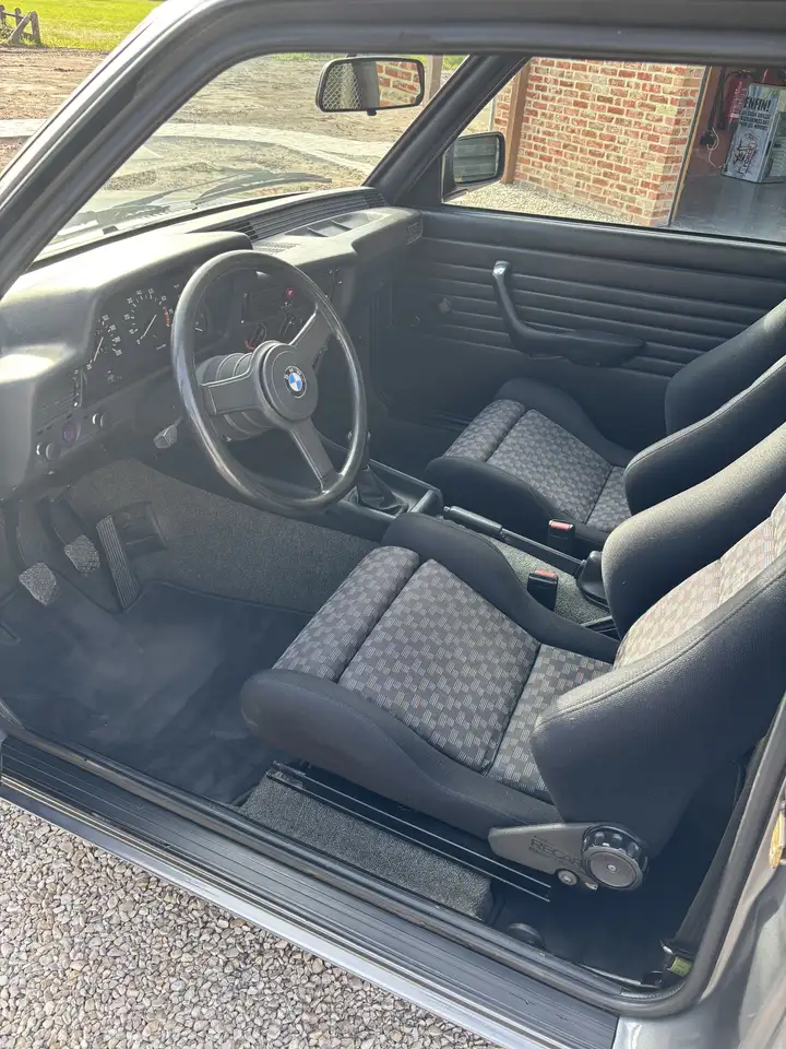 BMW 323, foto 4