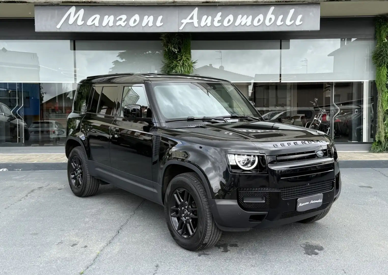 Land Rover Defender 110 3.0D I6 S  TOTAL BLACK AUTOCARRO IVA ESPOSTA Black - 1