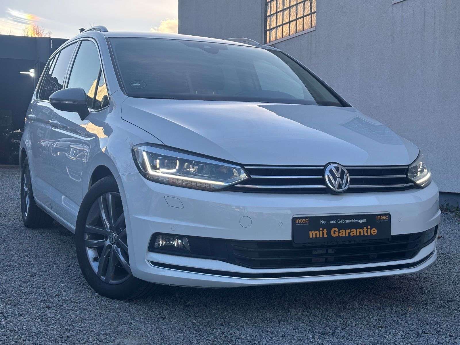 Second hand Volkswagen Touran 2.0