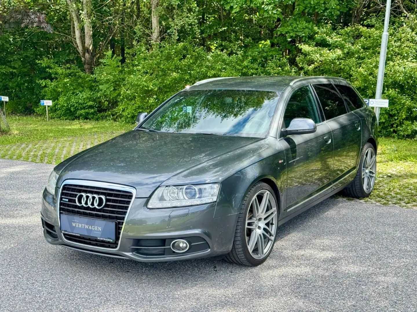 Audi A6 Avant 3,0 TDI quattro Tiptronic | *EXPORT*3xS-LIN Grau - 2