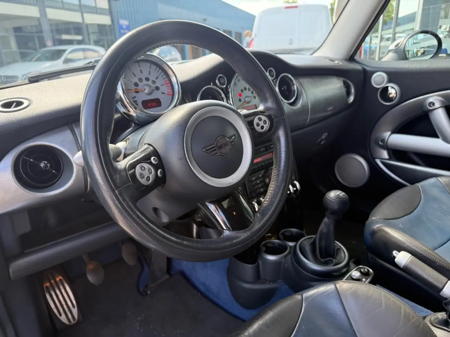 MINI Cooper S 1.6 COOPER S NIGHTPACK 163PK AIRCO PANORAMADAK LEE Grijs - 2