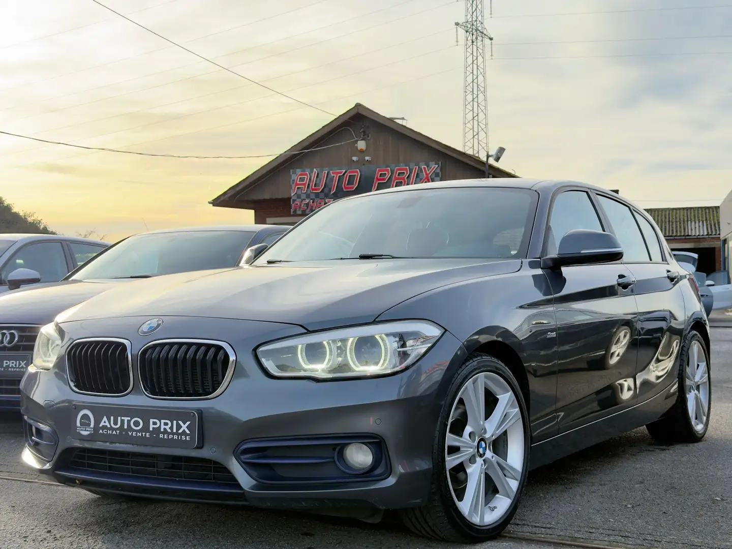 BMW 116 d Sport Line Navi Xénon Cuir Clim Auto 1Er Main Gris - 1