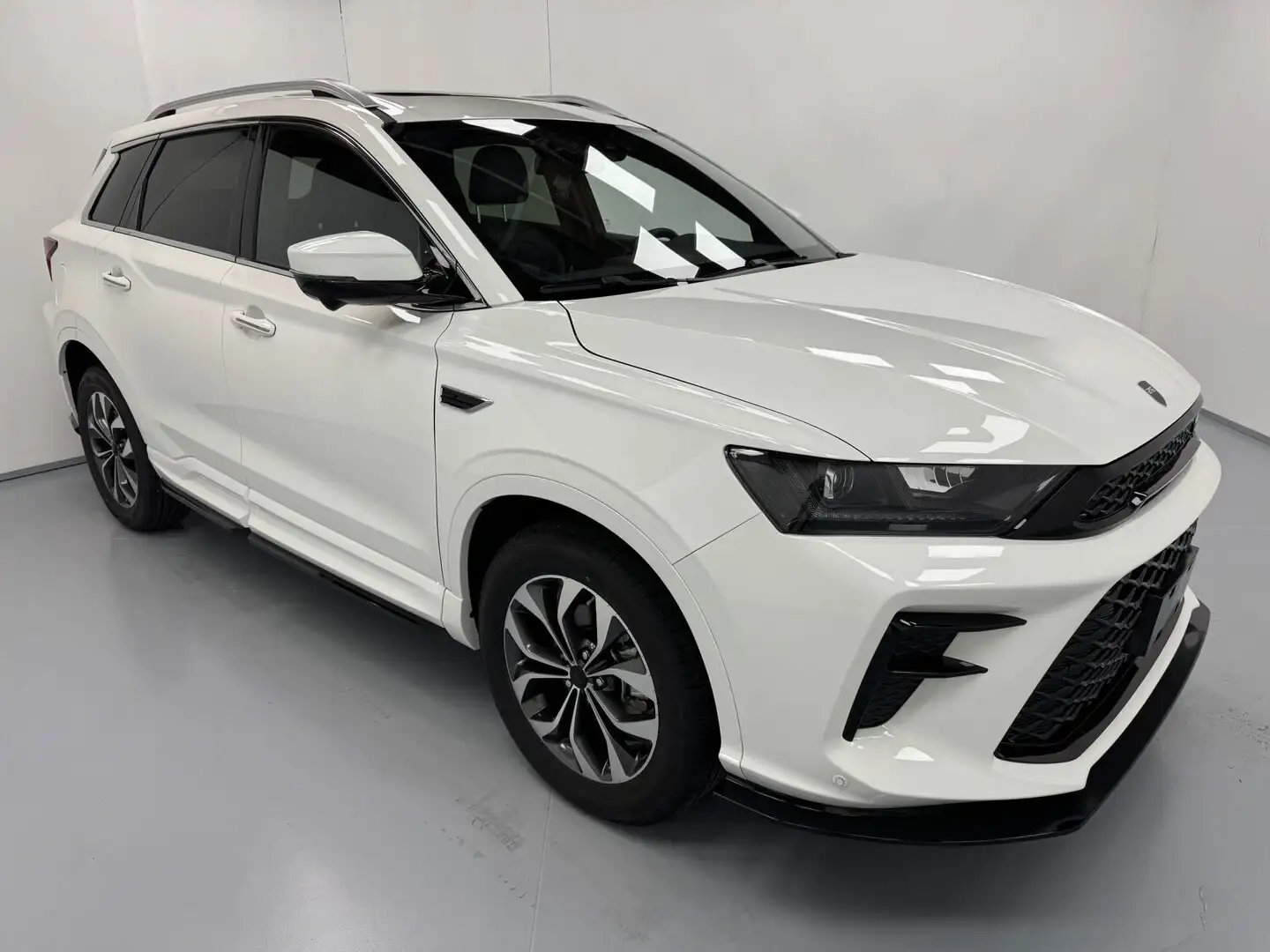 Cirelli Cirelli 3 SPORT 1.5L BiFuel 133CV eCVT PRONTACONSEGNA! PROMO Weiß - 1