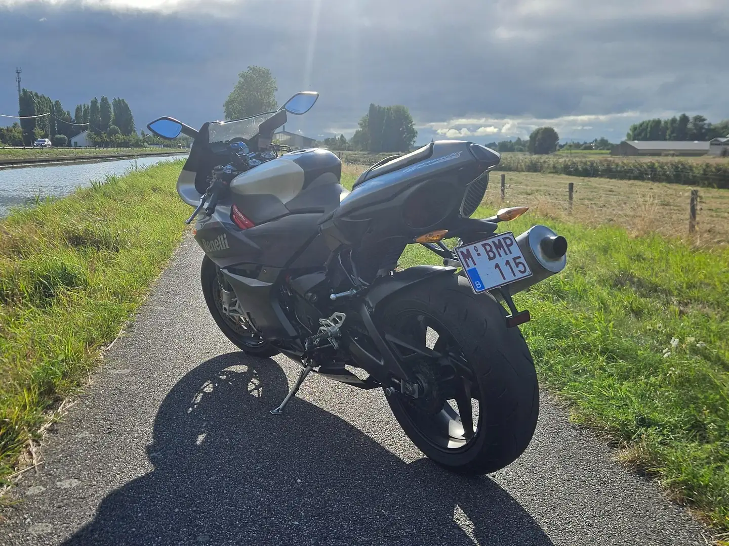 Benelli Tornado 1130 Negro - 2