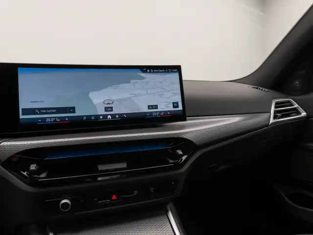 BMW 3 Series view 21