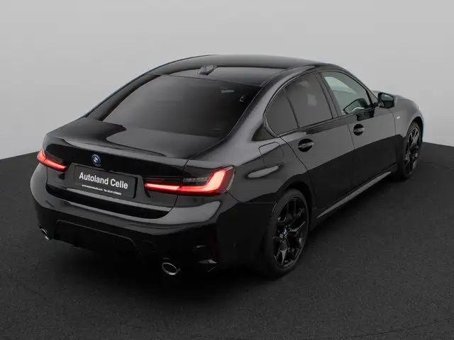 BMW 3 Series view 7