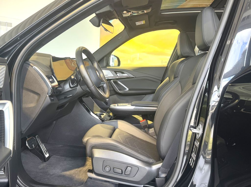 BMW X1 sDr.20i M SPORT KOMF+PANO+AHK+ACC+HUD+adpLED+ — photo 3