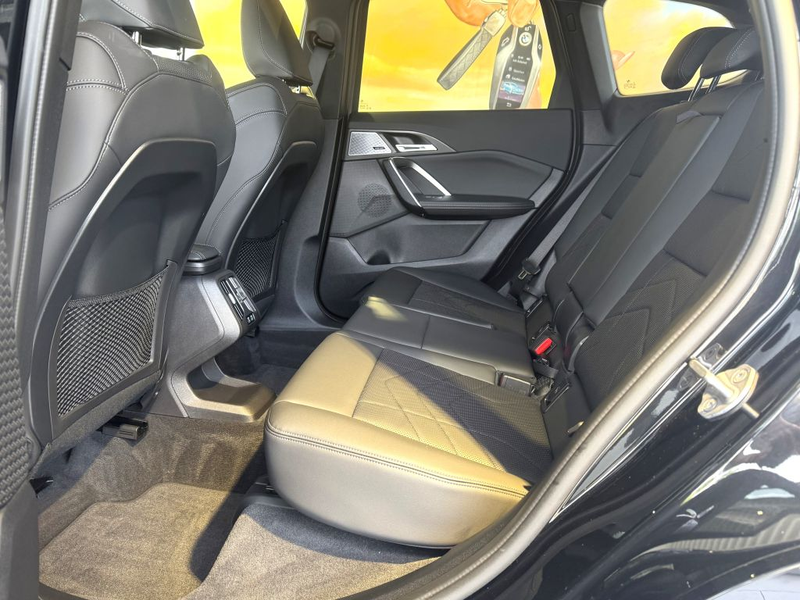 BMW X1 sDr.20i M SPORT KOMF+PANO+AHK+ACC+HUD+adpLED+ — photo 9