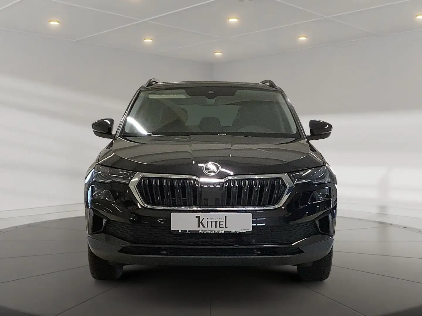 Skoda Karoq Tour 2,0 TDI NAVI PANO LED PDC SH ALU Schwarz - 2