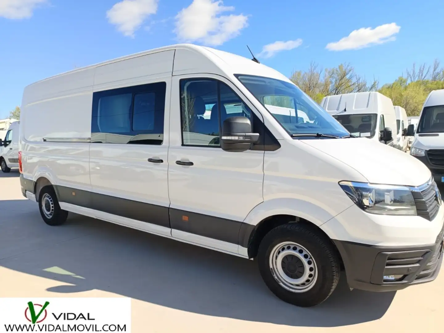 Volkswagen Crafter VOLKSWAGEN Industrial  Manual de 4 Puertas Blanco - 1