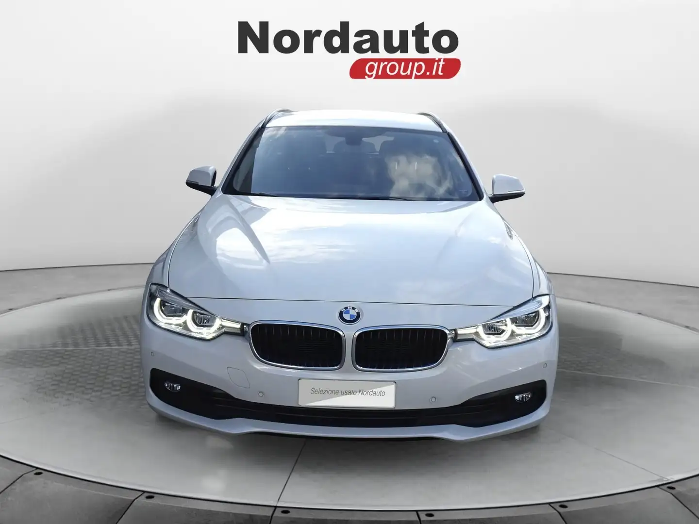 BMW 320 320d Touring Business Advantage aut. Bianco - 2