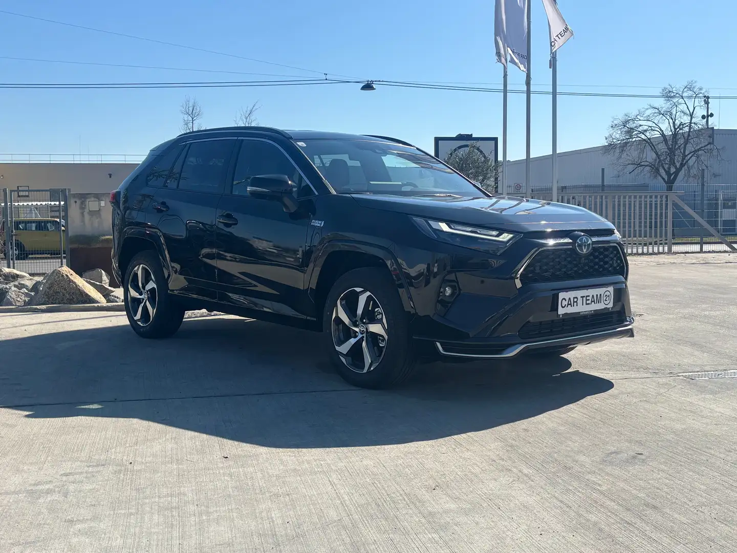 Toyota RAV 4 RAV4 2,5 Hybrid PHEV Active AWD Active Schwarz - 2