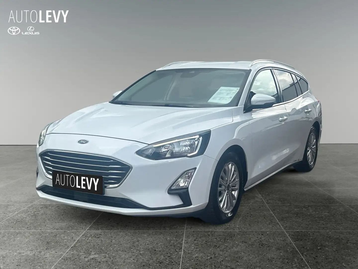 Ford Focus Turnier 1.0 EcoBoost Titanium +SpurH+Klima+ Bílá - 2