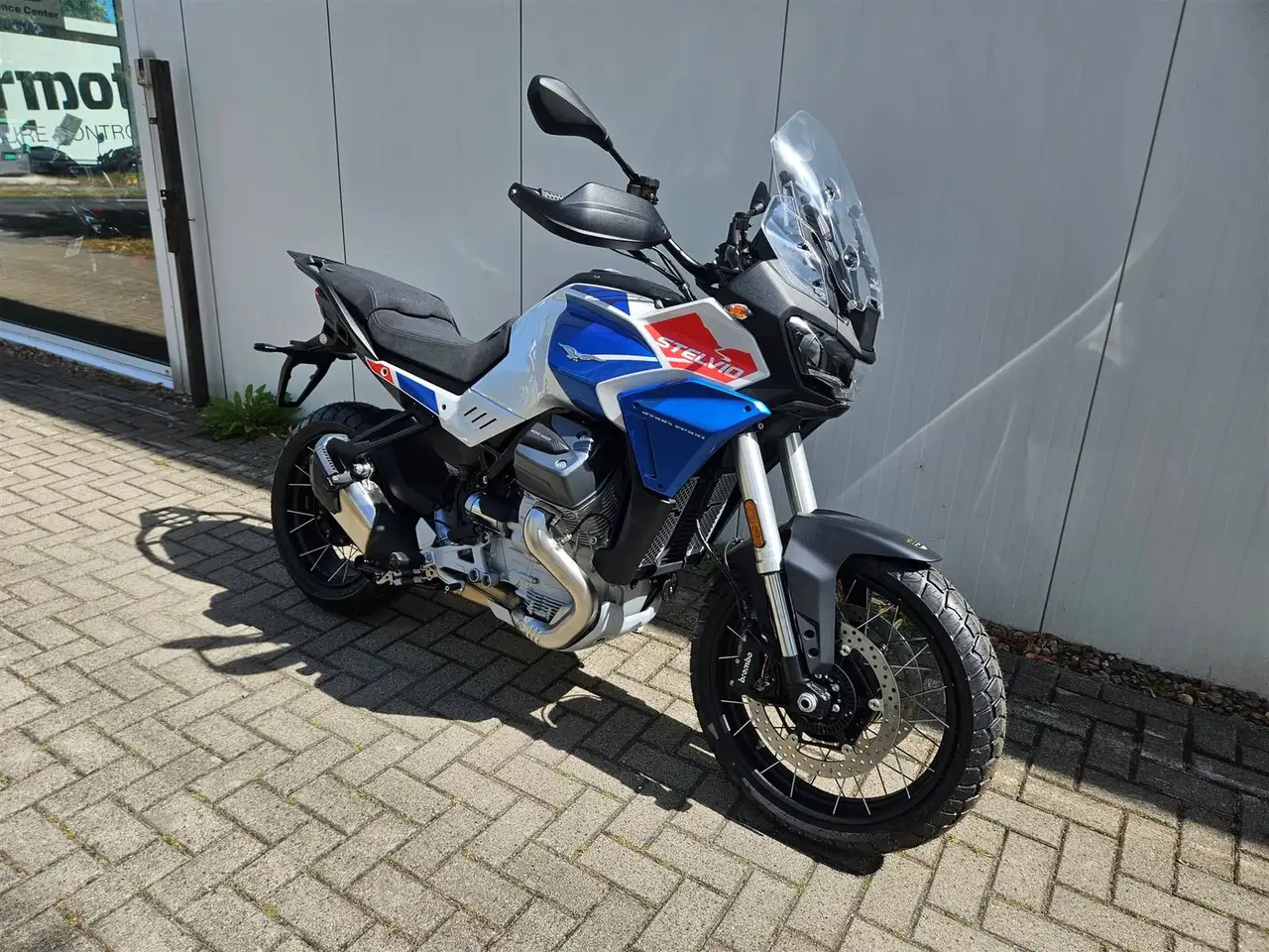 Moto Guzzi Stelvio