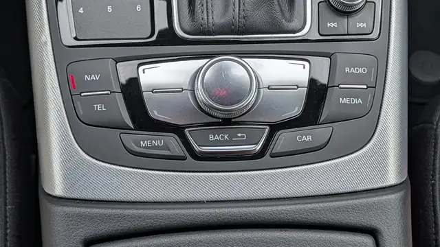 Audi A6 view 24