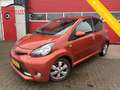 Toyota Aygo 1.0 VVT-i Dynamic Orange AIRCO / ELEK RAMEN / BLUE Arancione - thumbnail 1
