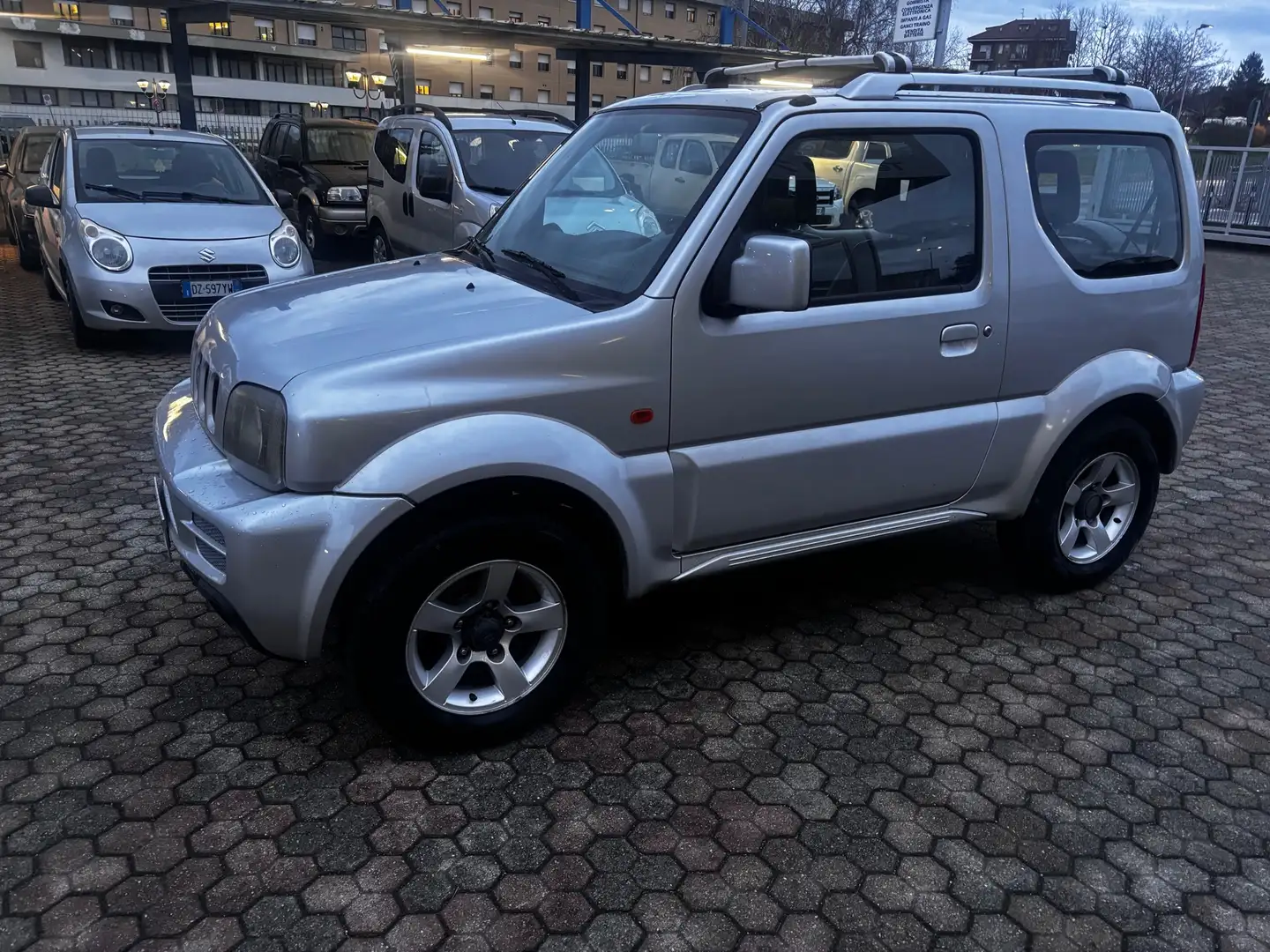 Suzuki Jimny 1.3 16v JX 4wd - 1
