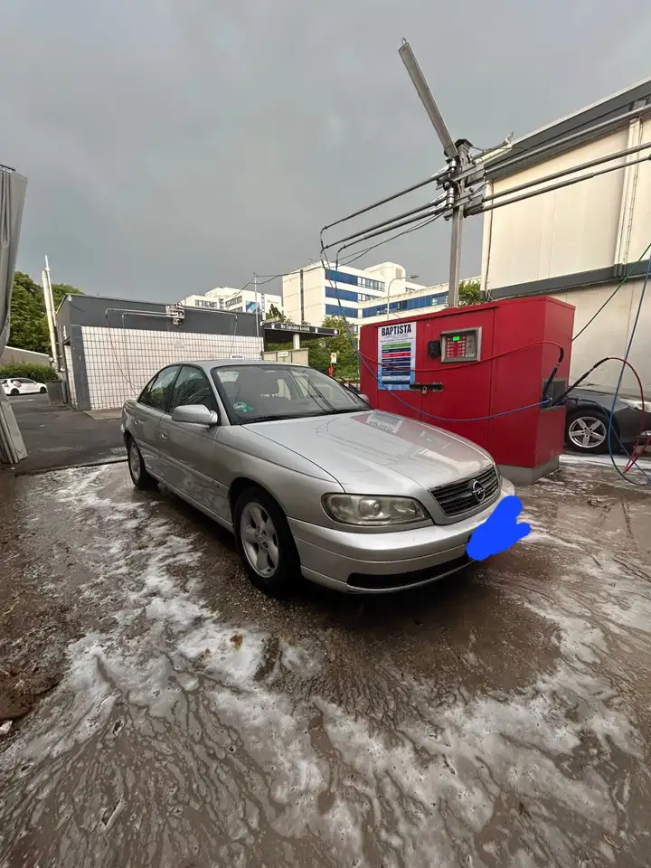 Opel Omega B2.2, foto 3