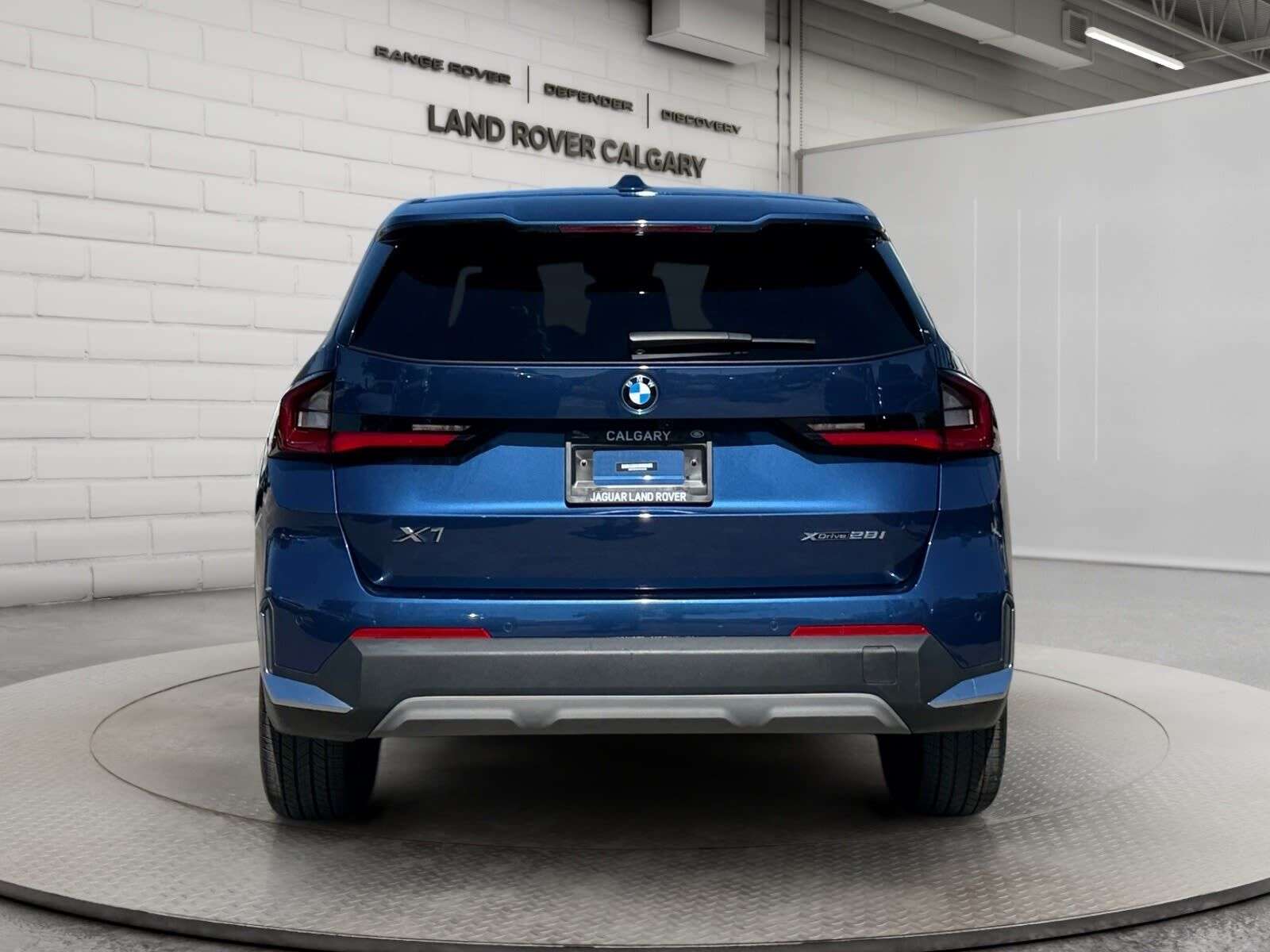 2023 BMW X1 LOCAL TRADE - LOW MILEAGE — снимка 1