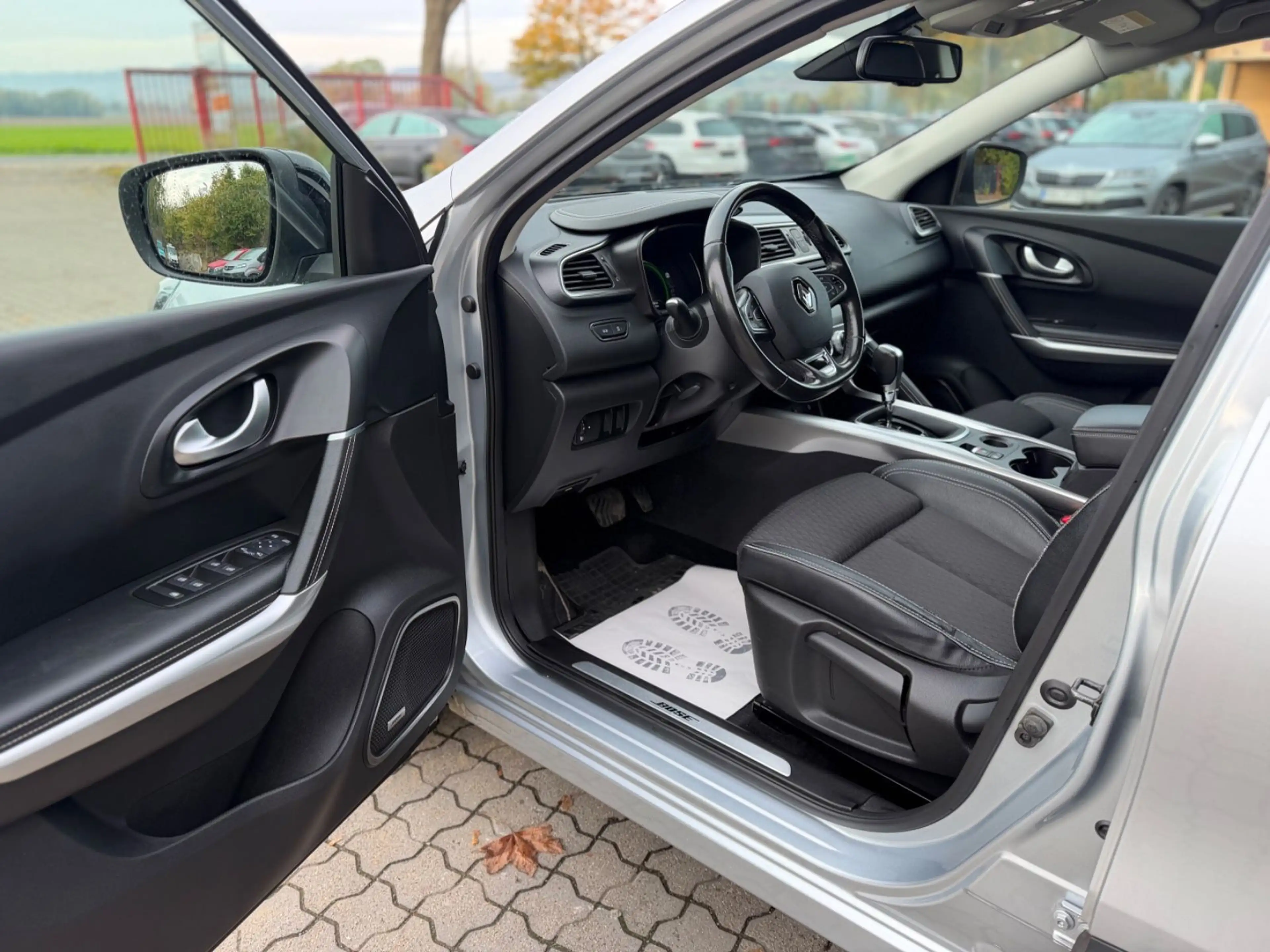 Renault Kadjar 1.3 TCe Bose *1 HAND *75 TKM *AHK — photo 10