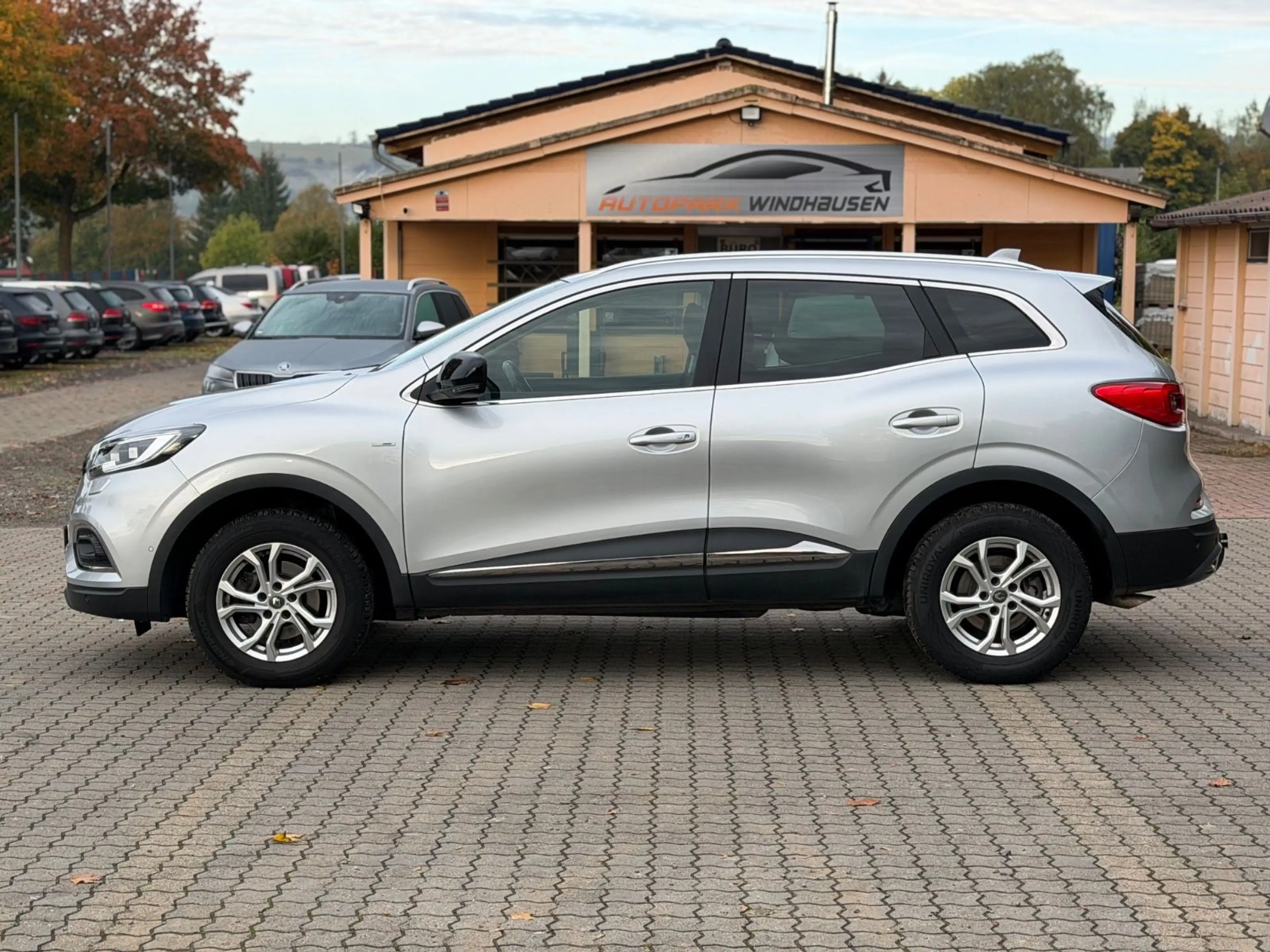 Renault Kadjar 1.3 TCe Bose *1 HAND *75 TKM *AHK — photo 2