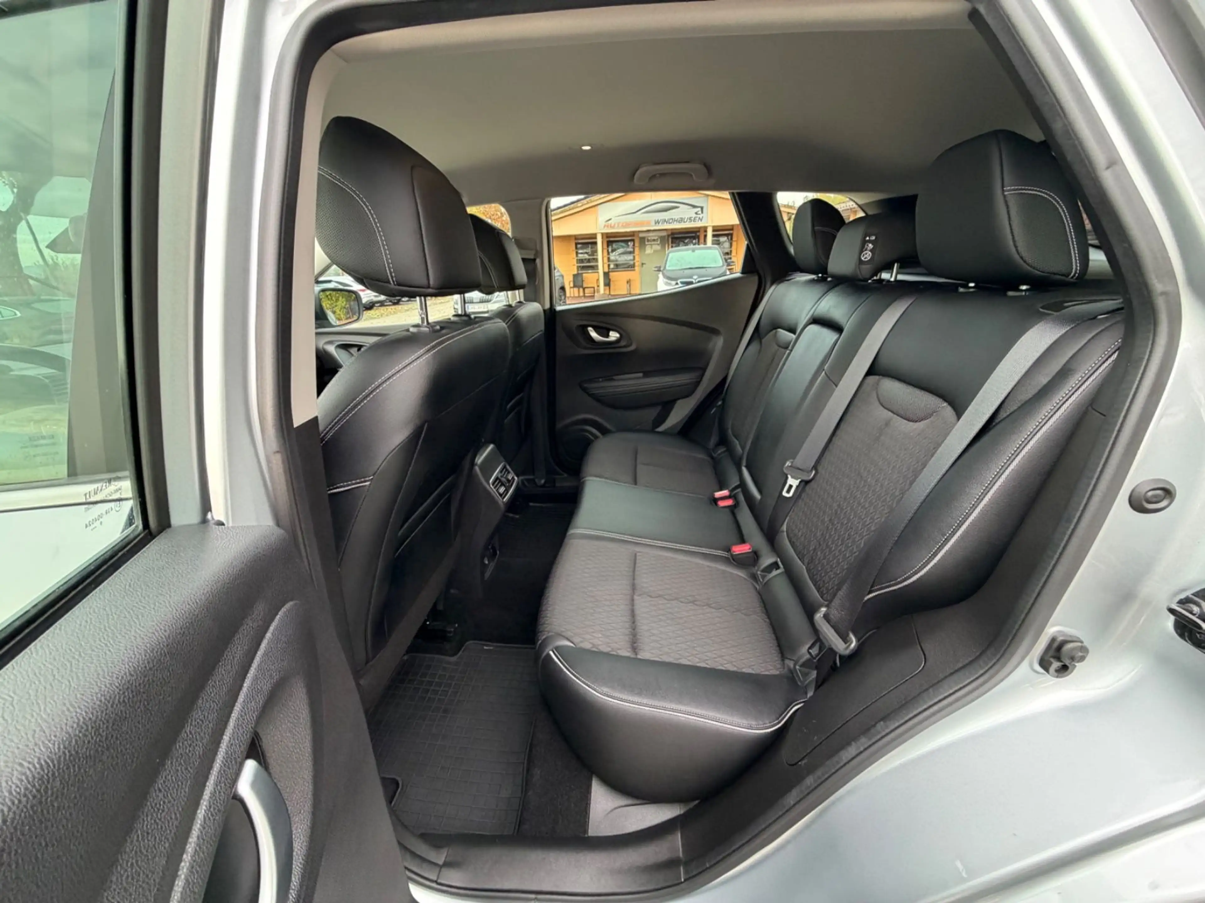 Renault Kadjar 1.3 TCe Bose *1 HAND *75 TKM *AHK — photo 12