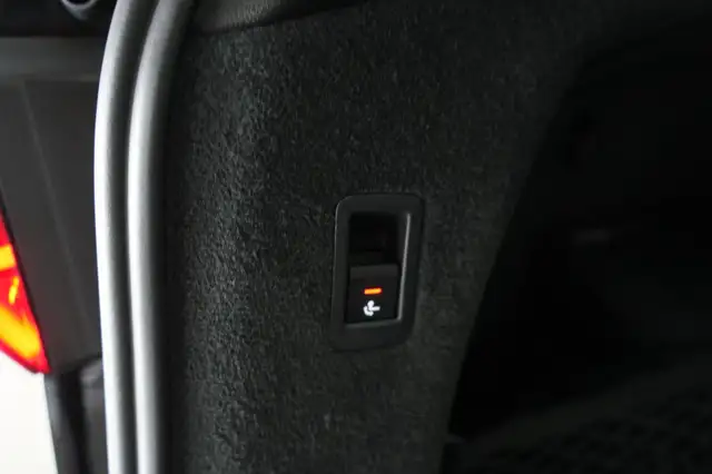 Audi A6 view 15