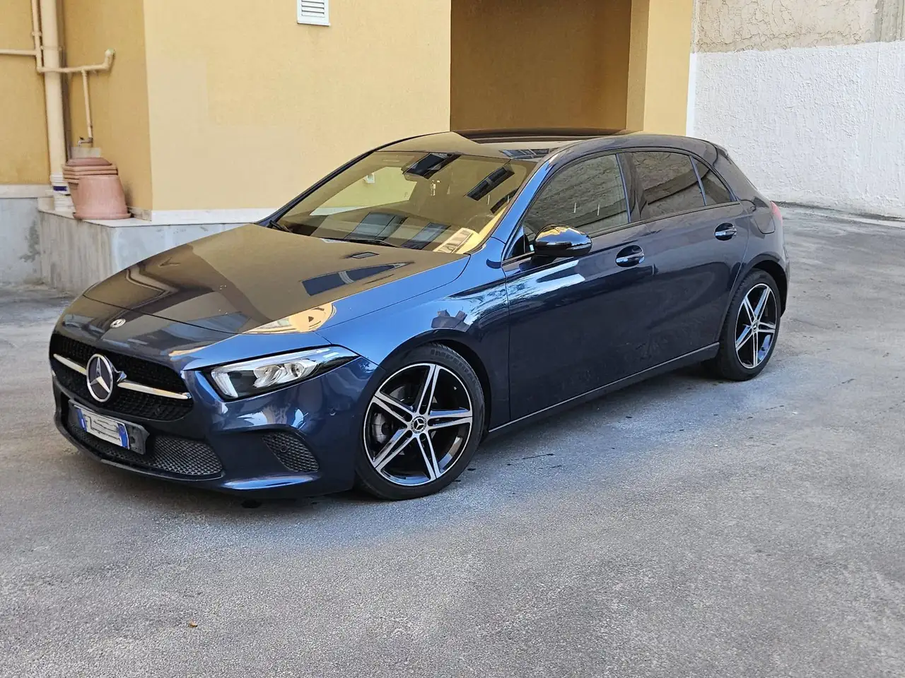 Mercedes-Benz A 180
