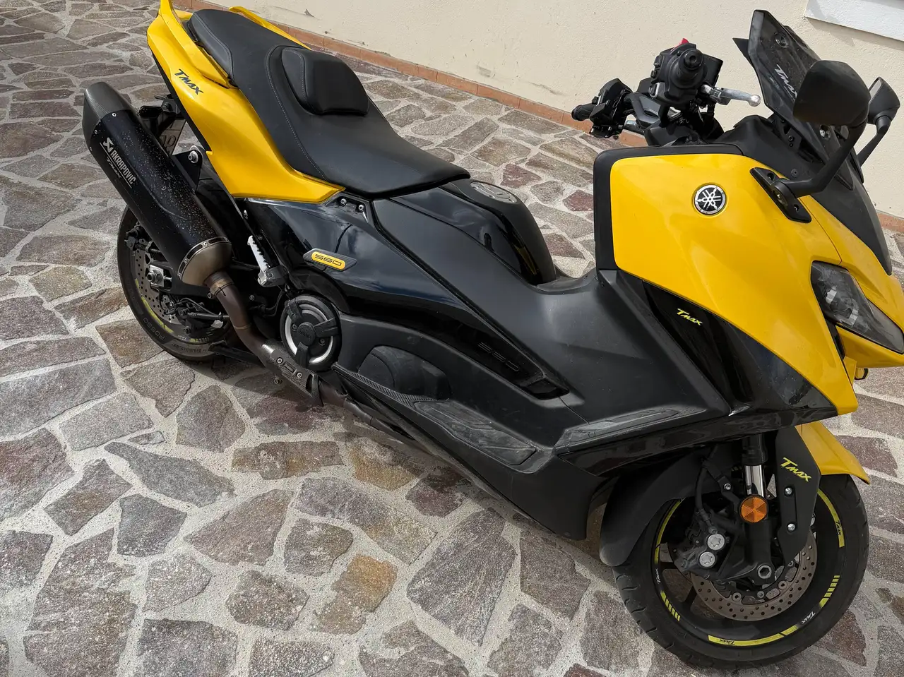 Yamaha Tmax 560