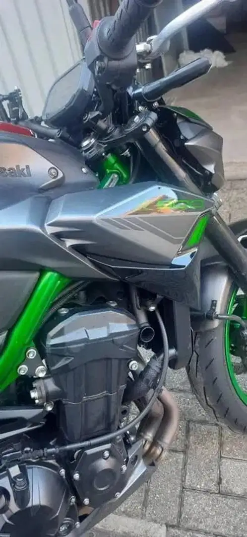 Kawasaki Z 900 Schwarz - 2