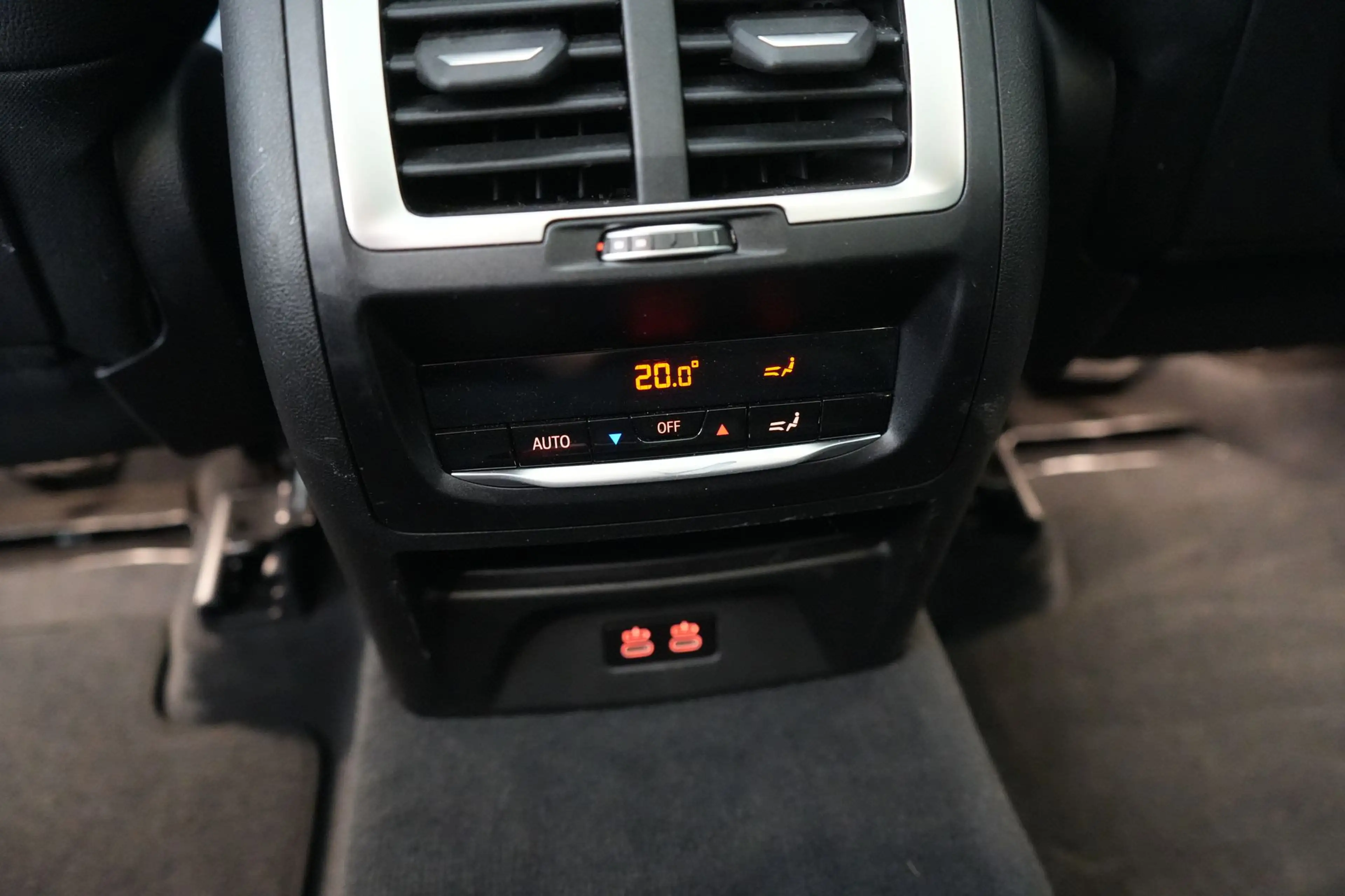 BMW iX3 80 kWh Impressive Dark Shadow LEDER/CUIR Adapt. LE — photo 31