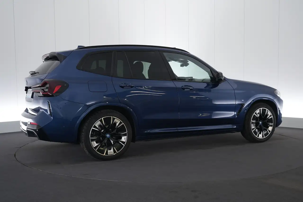 BMW iX3 80 kWh Impressive Dark Shadow LEDER/CUIR Adapt. LE, миниатюра 6