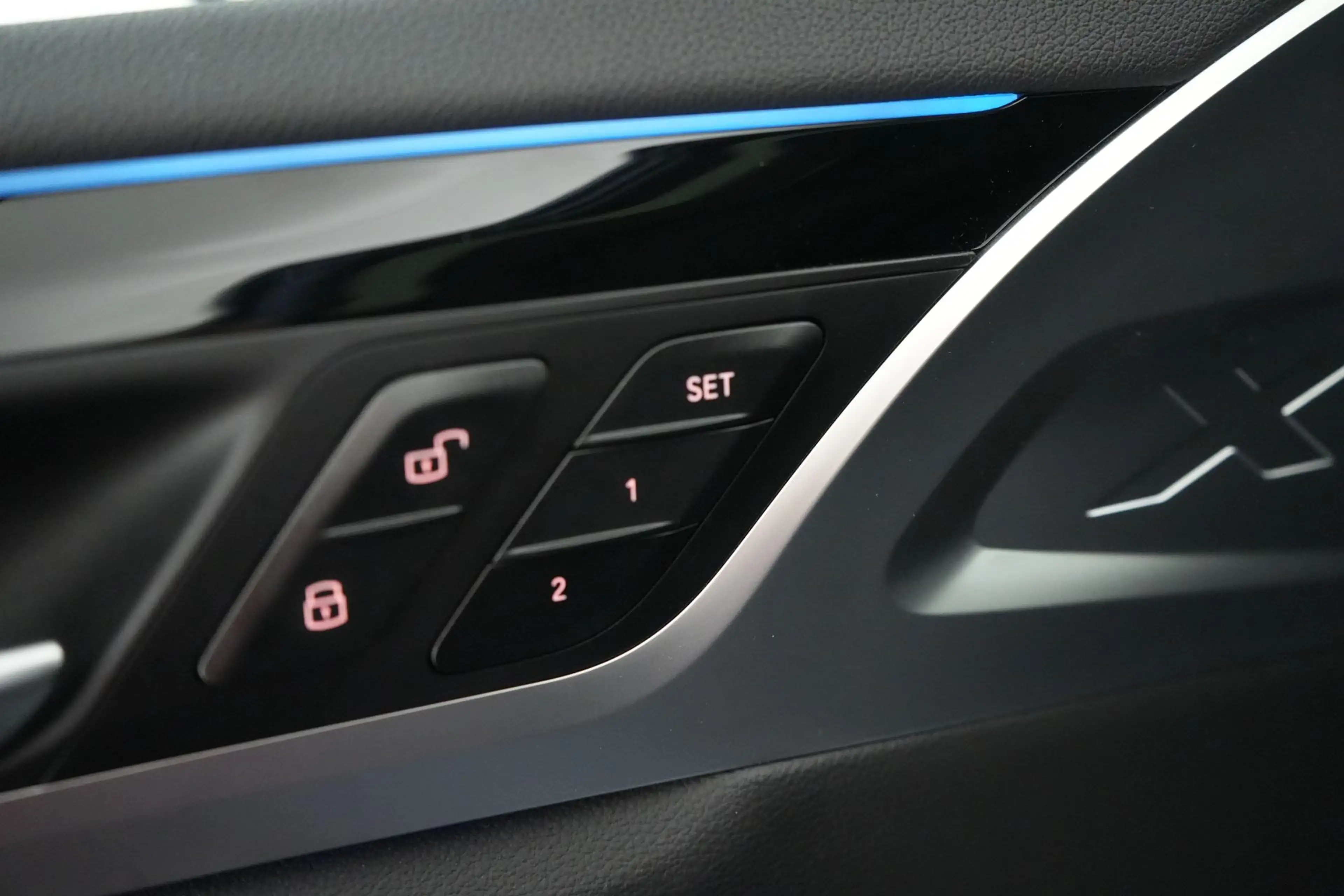 BMW iX3 80 kWh Impressive Dark Shadow LEDER/CUIR Adapt. LE — photo 25