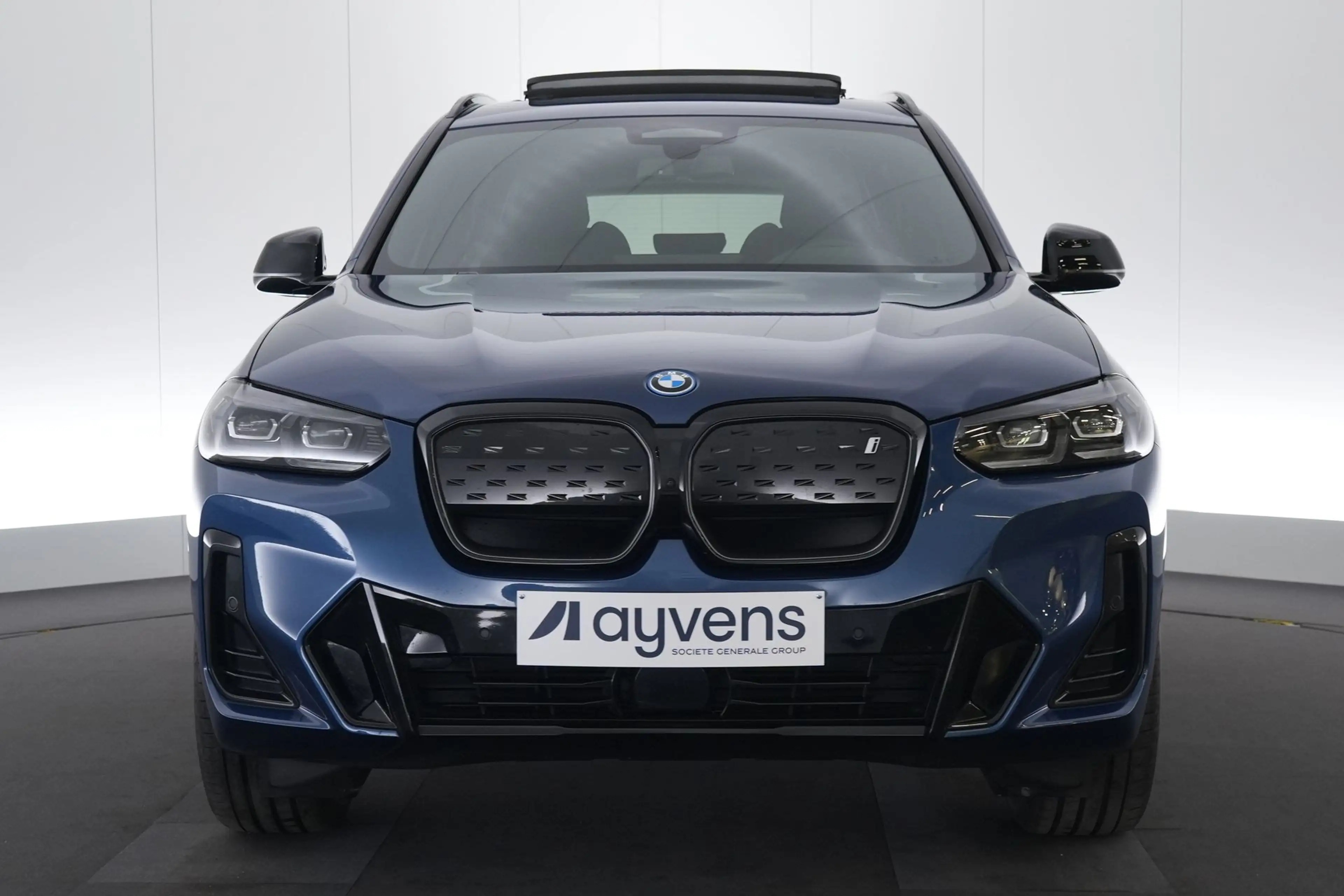 BMW iX3 80 kWh Impressive Dark Shadow LEDER/CUIR Adapt. LE — photo 2