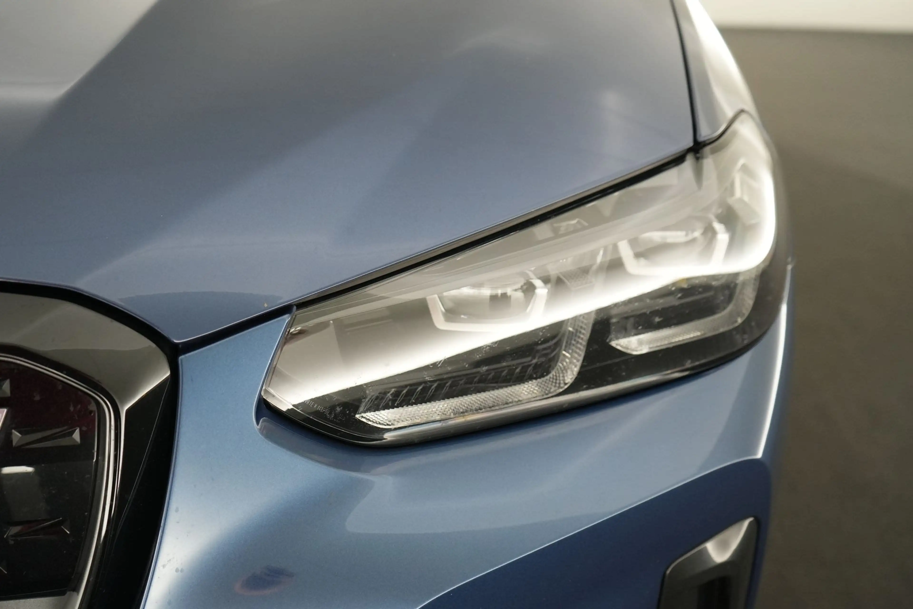 BMW iX3 80 kWh Impressive Dark Shadow LEDER/CUIR Adapt. LE — photo 18