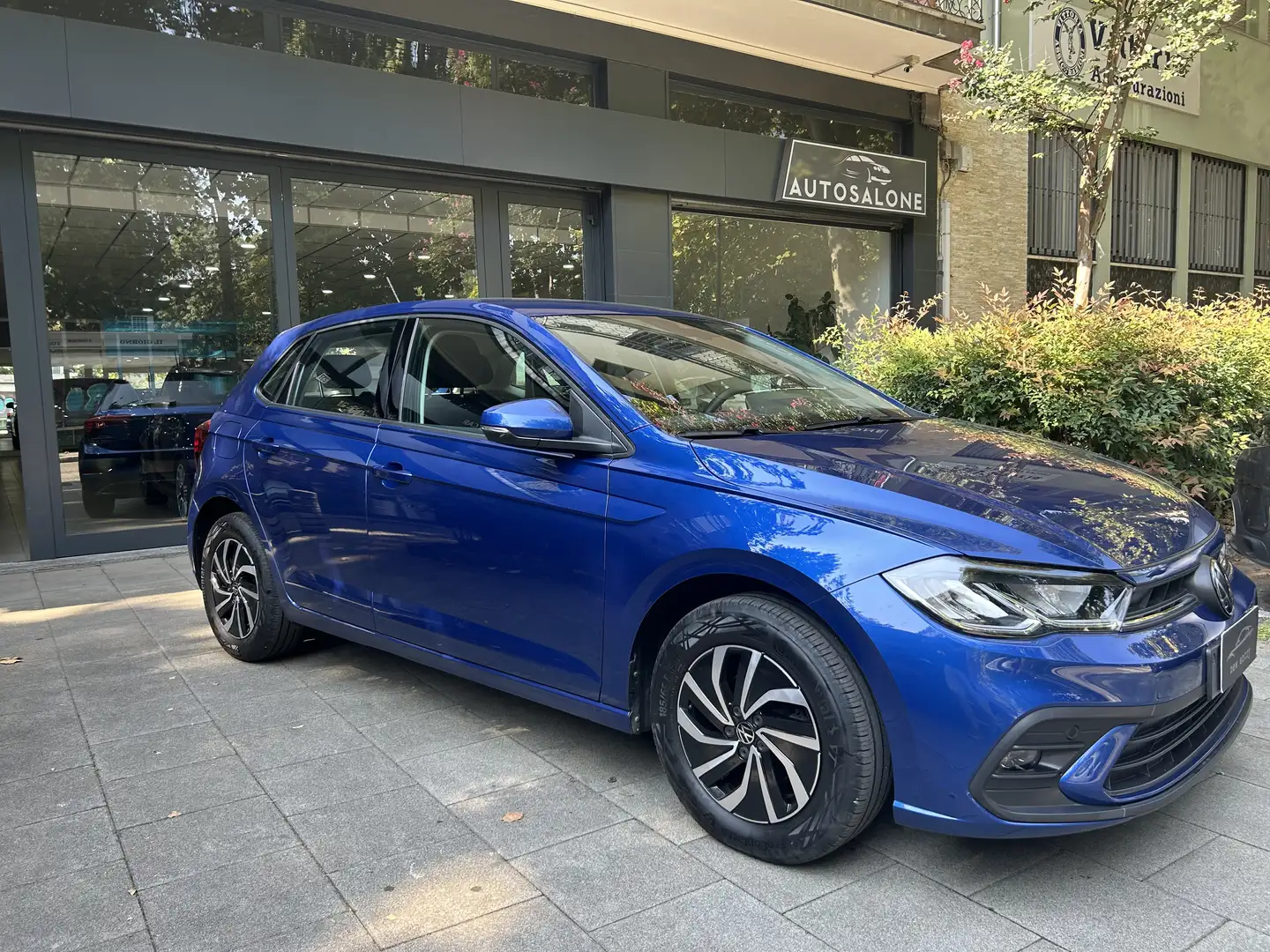 Volkswagen Polo Polo VI 1.0 tsi Style 95cv NEOPATENTATI Blau - 2