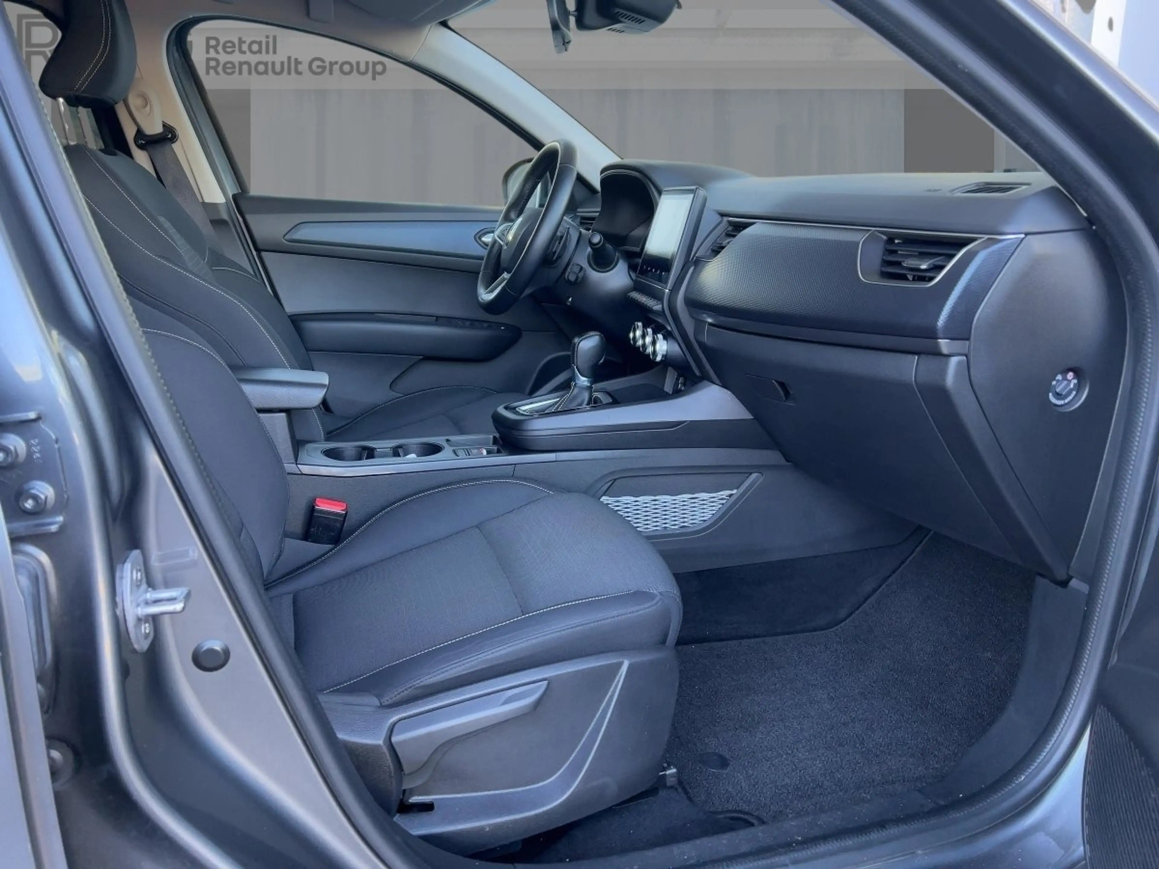 Renault Arkana ZEN TCe 140 EDC Apple CarPlay PDC KLIMA BT — photo 8