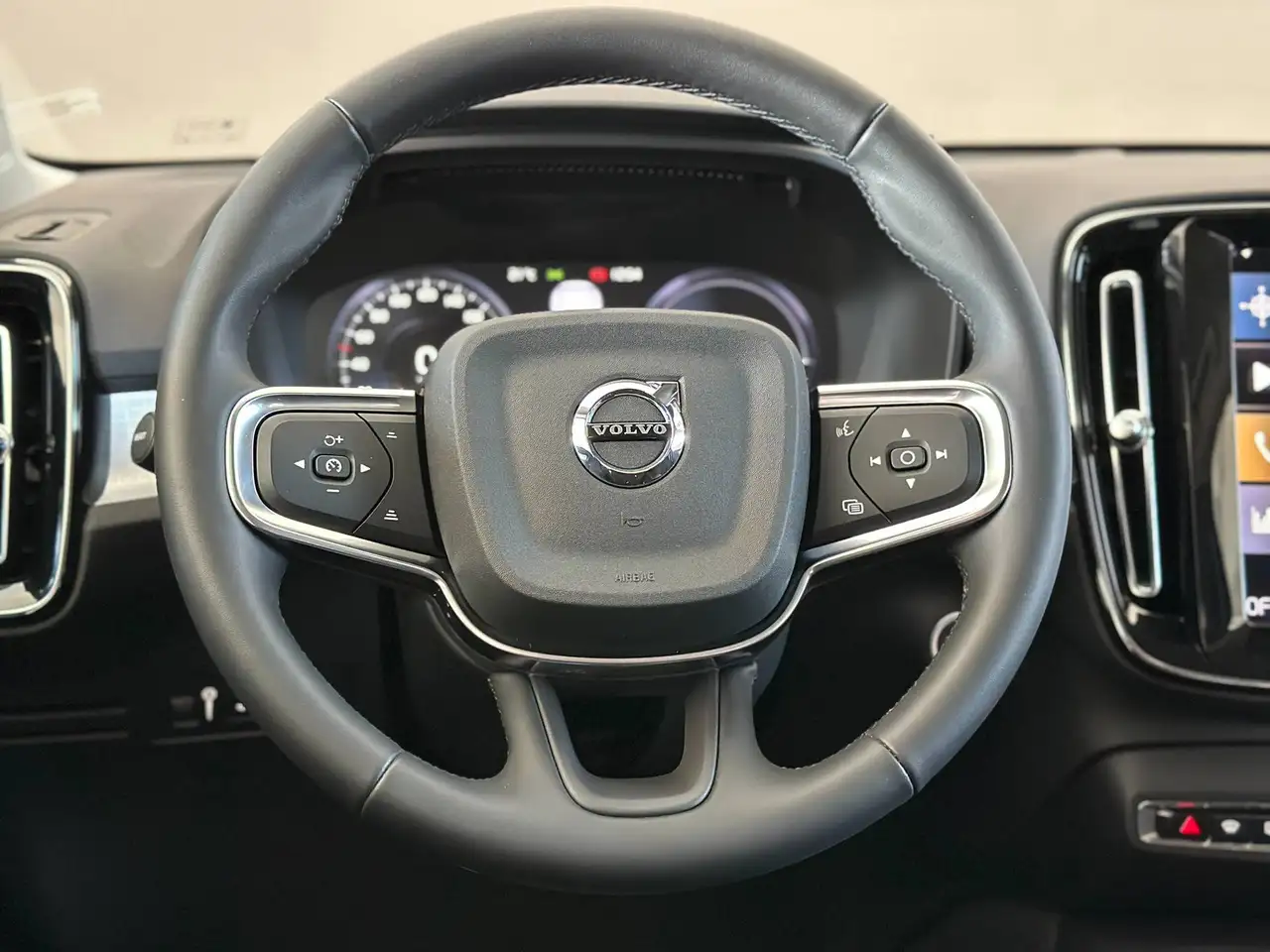 Volvo XC40 — photo 11 sur 15