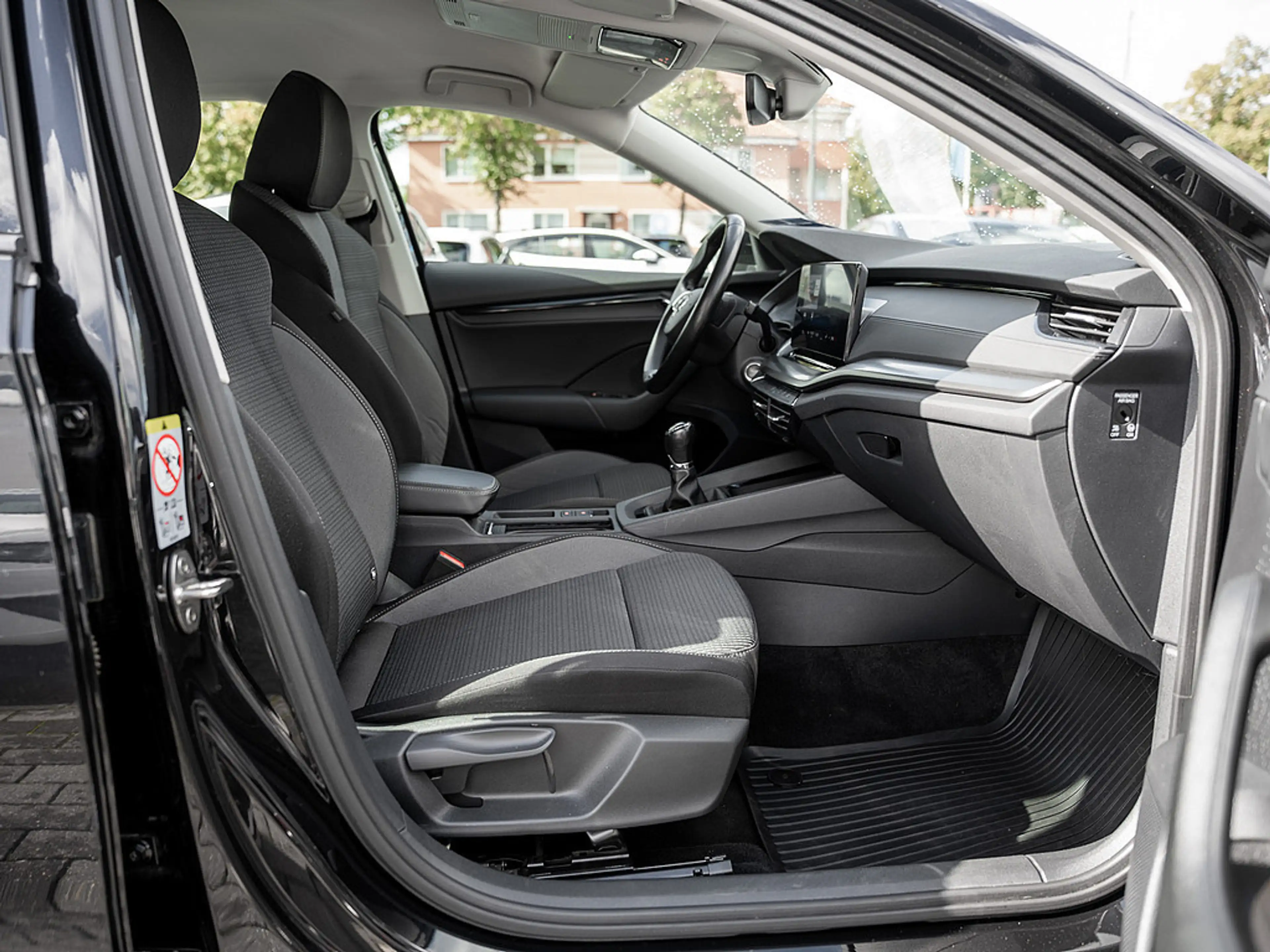 Skoda Octavia Combi 2.0 TDI Ambition AHK LED SHZ — photo 2